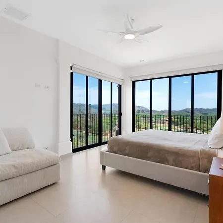 Bougainvillea 4315 Ph- Luxury 3 Bedroom Ocean View Resort Condo